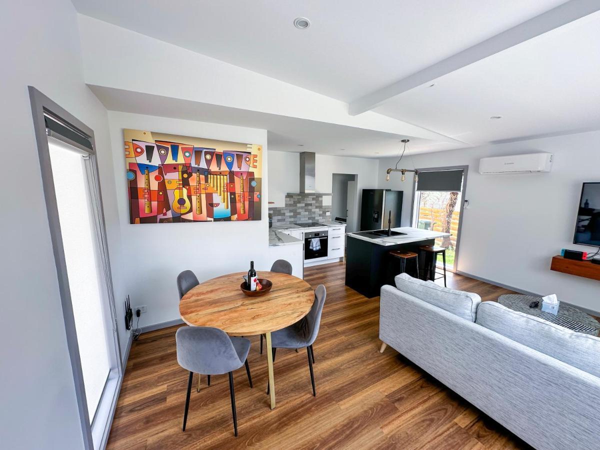 Luxury Holiday Unit 8Min Walk To Town Center With Boat Parking Mallacoota Exteriör bild